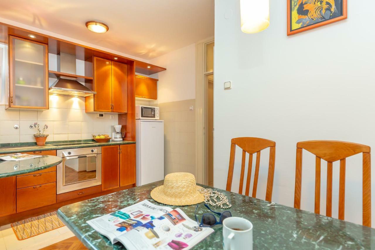 Hedera Estate, Hedera 5 Apartman